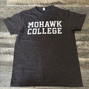 Mohawk College women’s tee t-shirt size small grey